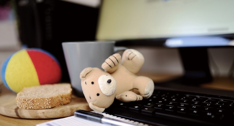 familie-und-beruf-unter-einen-hut-im-homeoffice-big-0